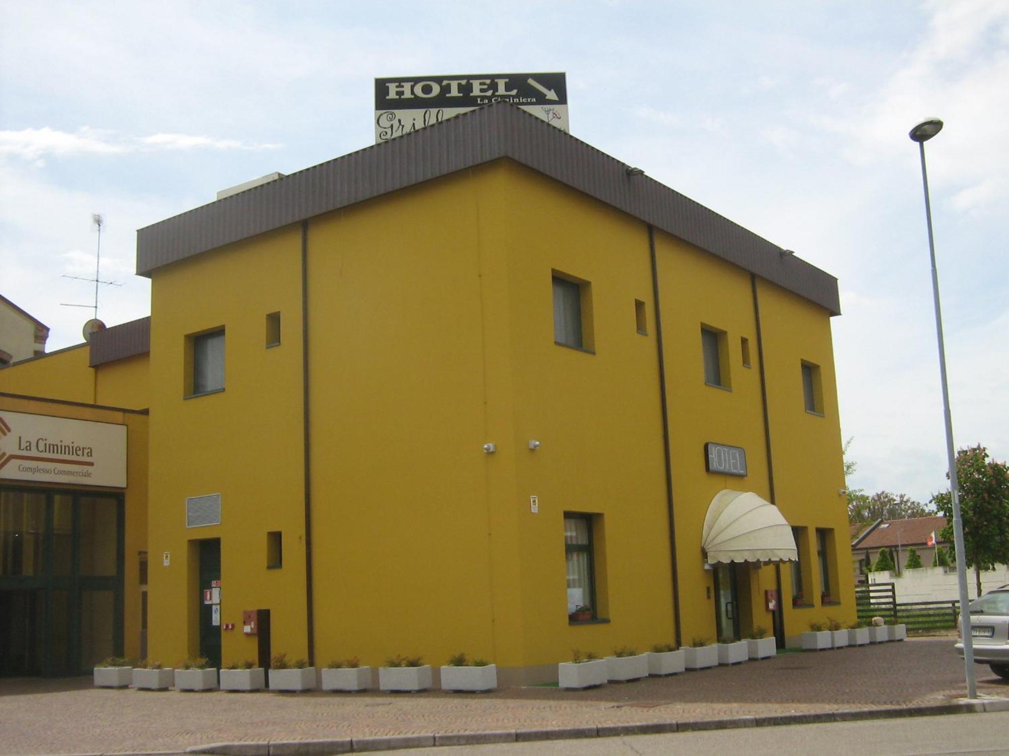 Hostiliae Ciminiera Hotel Ostiglia Extérieur photo