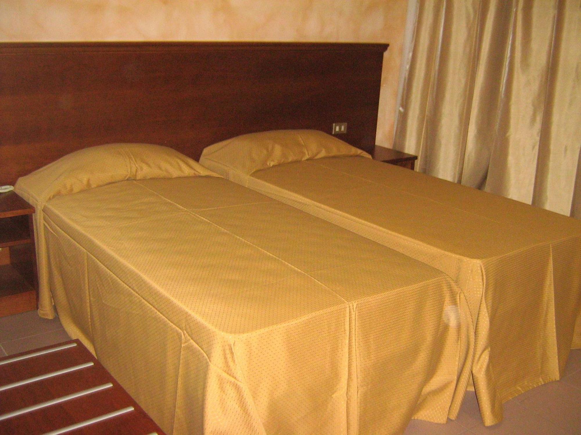 Hostiliae Ciminiera Hotel Ostiglia Extérieur photo
